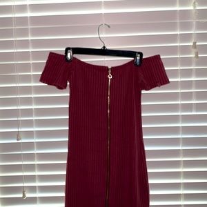 Off the shoulder zipper dress